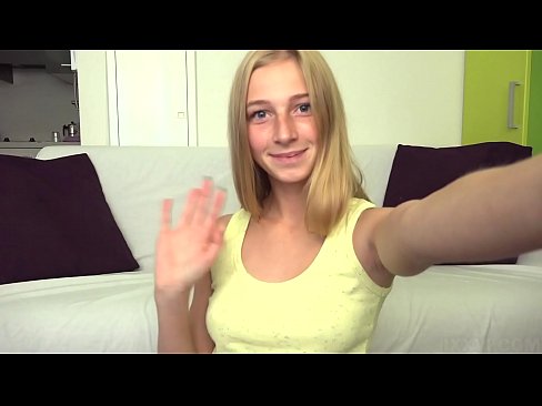 ❤️ Nalika aku bosen aku lazily masturbate sandi pink pus ❌ Video porno ing kita ☑